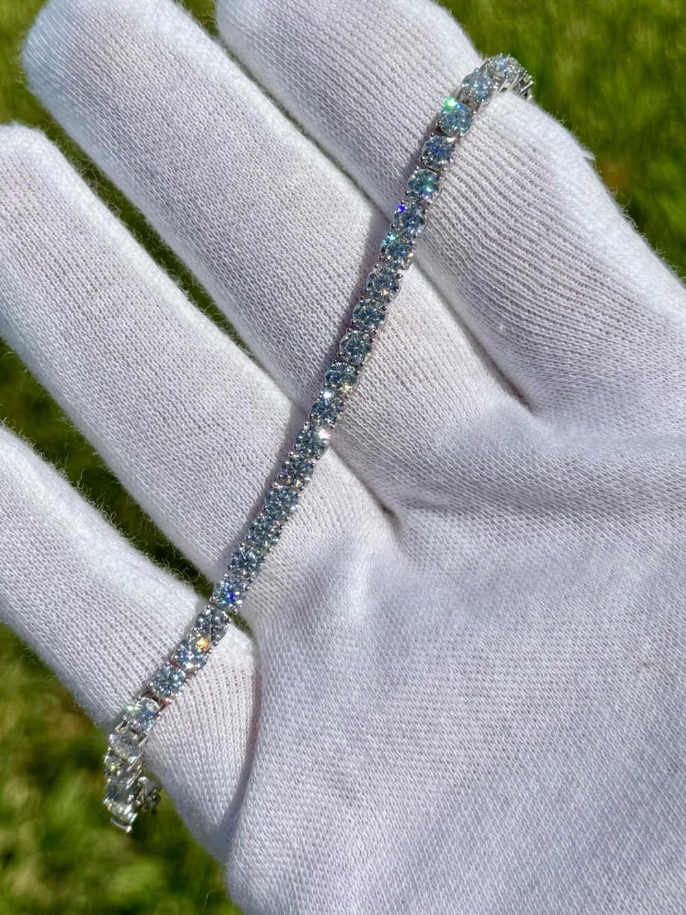 925 Silver, 13.5CTW Moissanite Tennis Bracelet - 7.5”